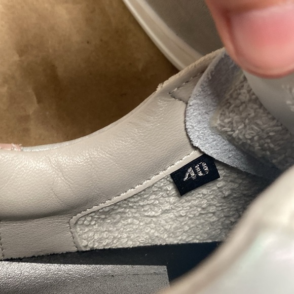 P448 White and silver shimmer with light pink P448 low top women’s sneaker - Picture 7 of 7